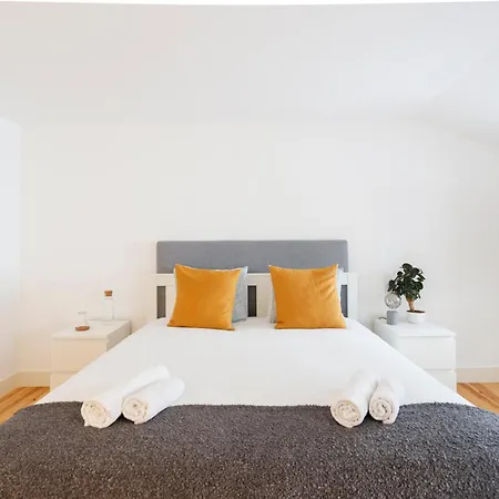 In Cozy In Chiado In Shared House