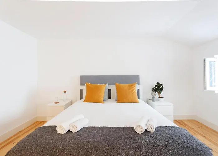 In Cozy In Chiado In Shared House