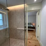 In Cozy In Chiado In Shared House 3*